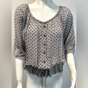 NWT. Guess Woven Top